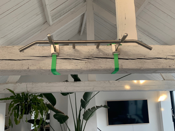 g4_klimmzugstange_balken_holz_web