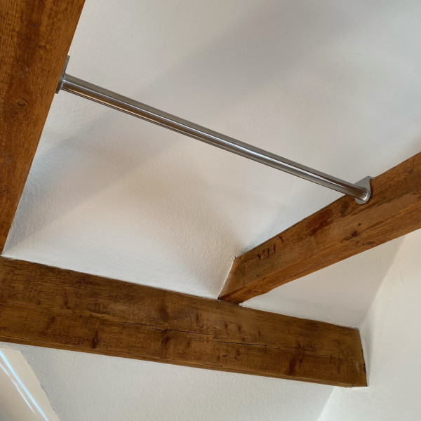 klimmzugstange_e2_von_oben_auf_balken_600_600